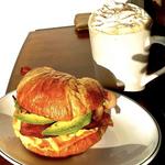 Foggy Place Cafe for Coffee & Breakfast