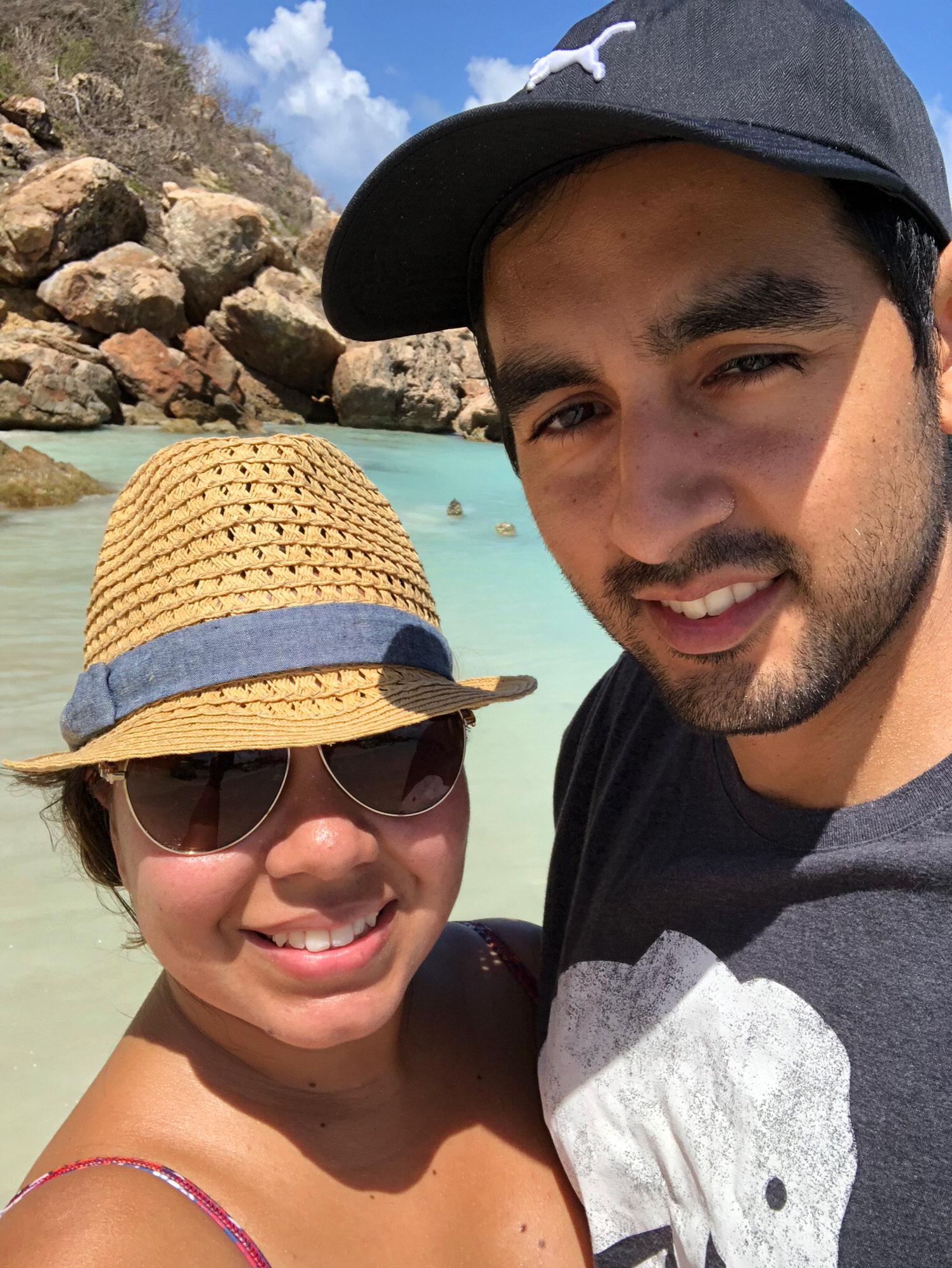 Isla de Caja de Muertos - Ponce, PR
We had just finished a semester and we went on this day trip to celebrate! It was an awesome day 🏝 Spring 2018