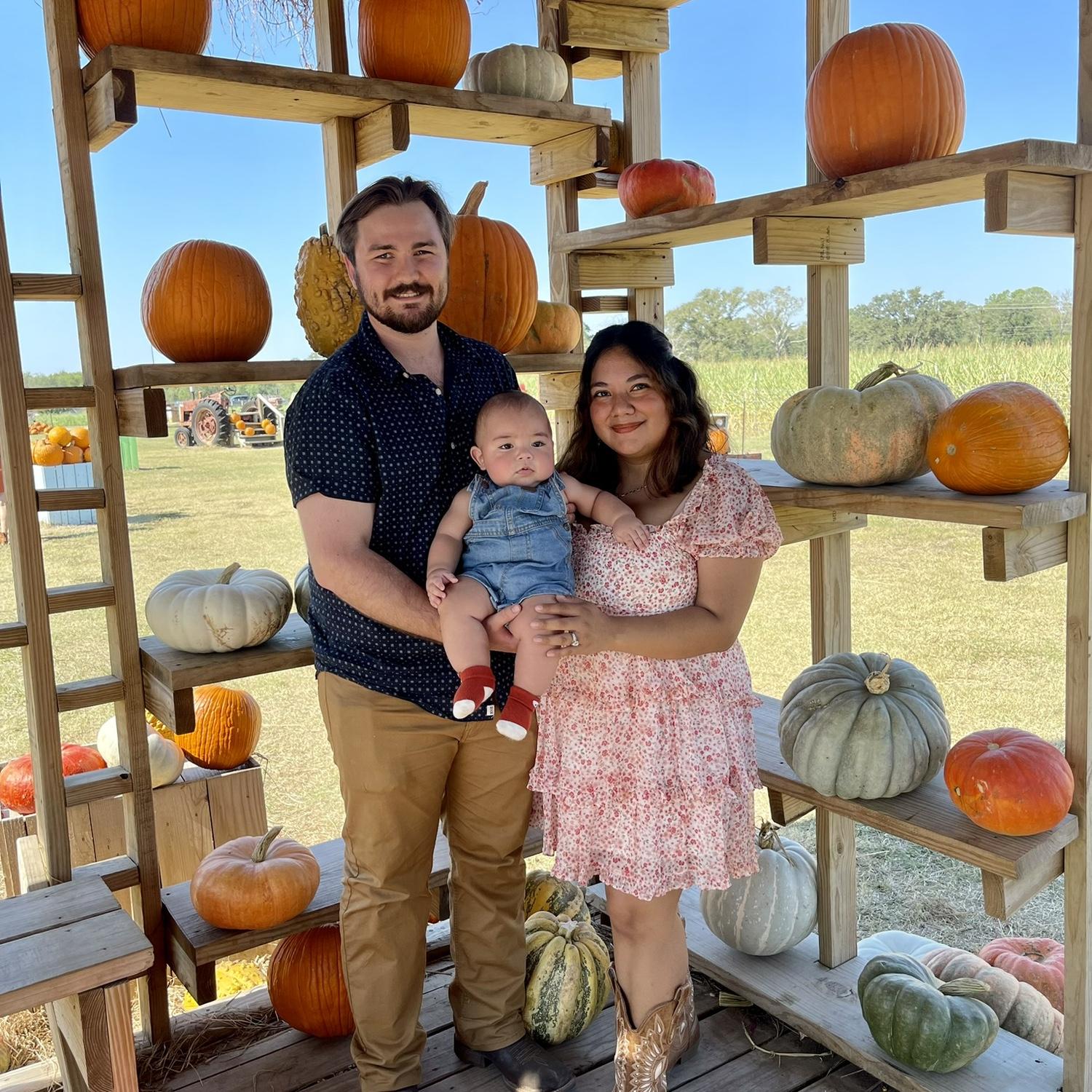 First fall as a family🍁🍂