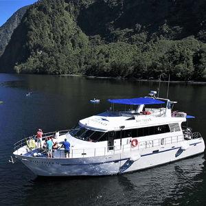 New Zealand Doubtful Sound Overnight Cruise