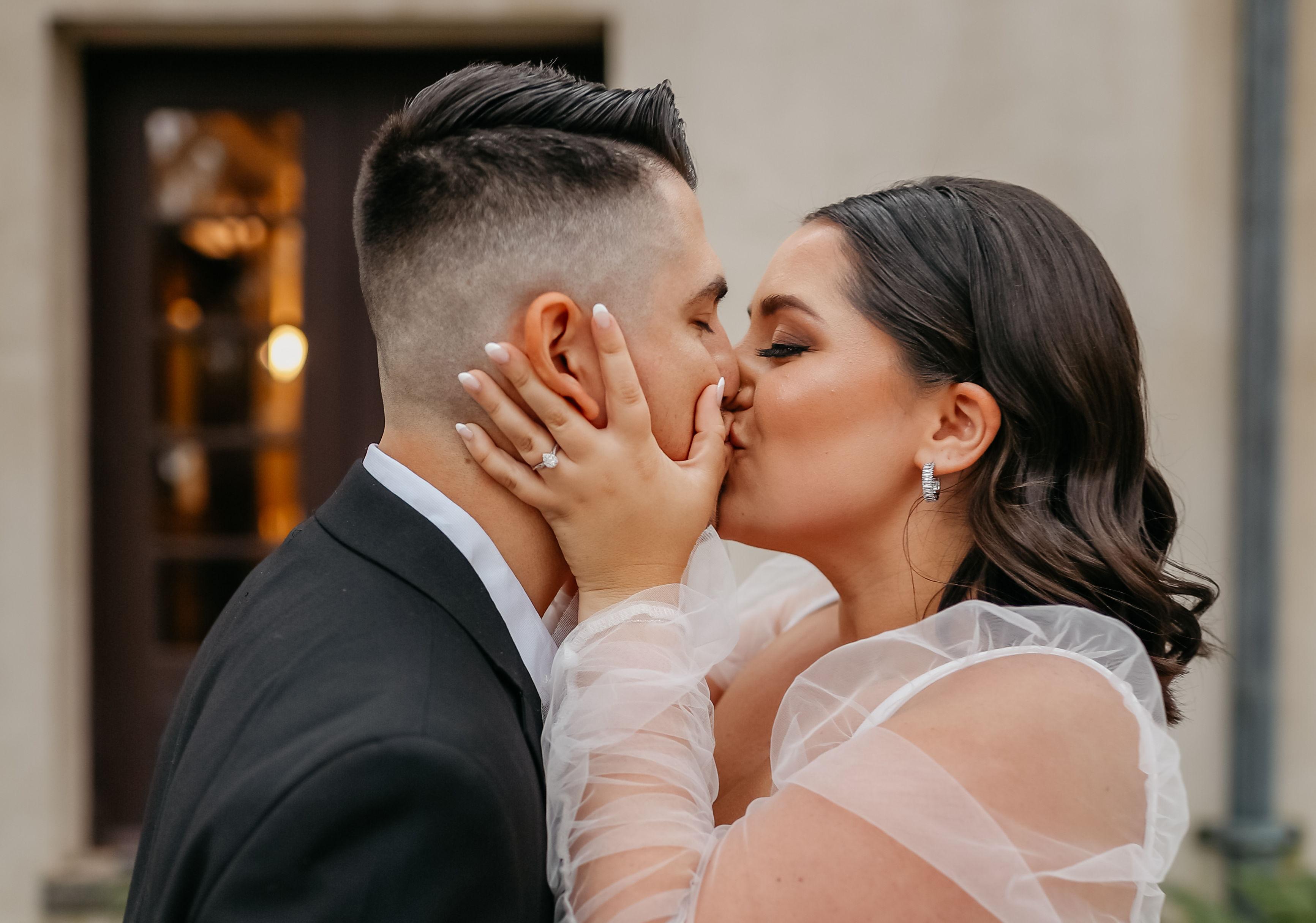 The Wedding Website of Olivia DeFeo and Daniel Perez