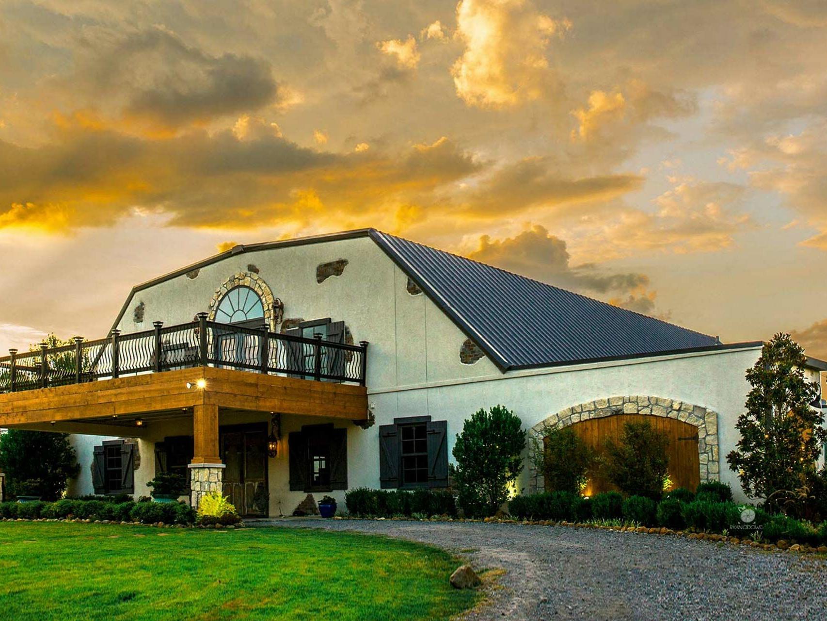 The Wedding Website of Nicole DeGroot and Elijah Hall