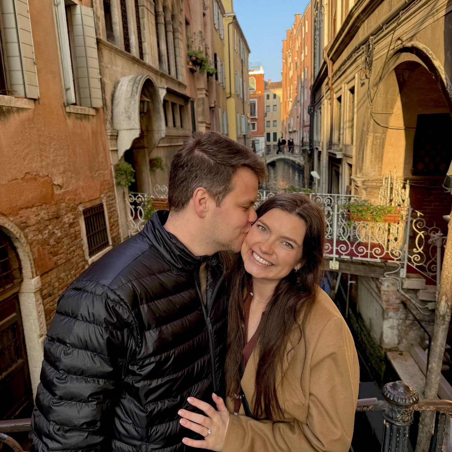 February 2026: Kisses over one of the countless bridges in Venice