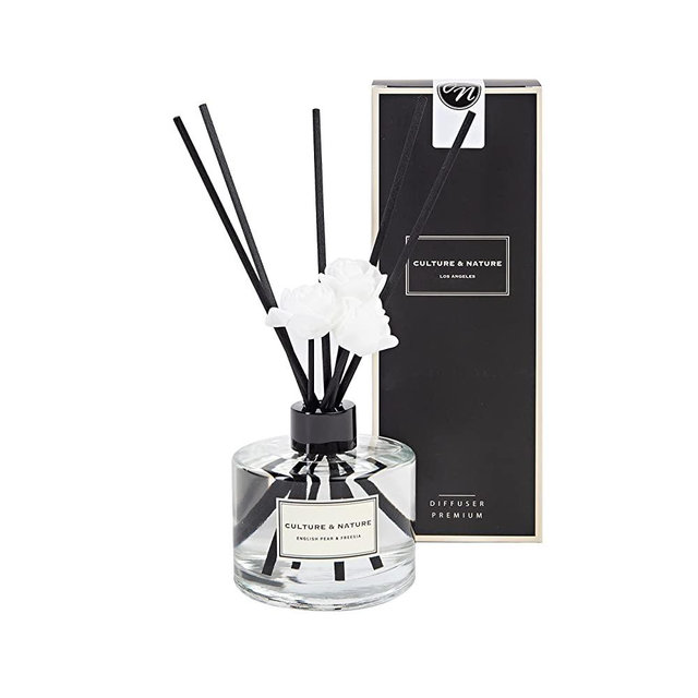 CULTURE & NATURE Reed Diffuser 6.7 oz ( 200ml ) English Pear & Freesia Scented Reed Diffuser Set