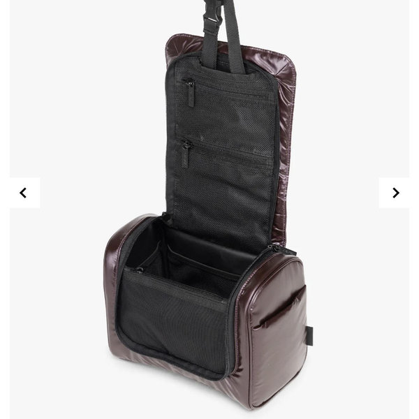 Luka Hanging Toiletry Bag