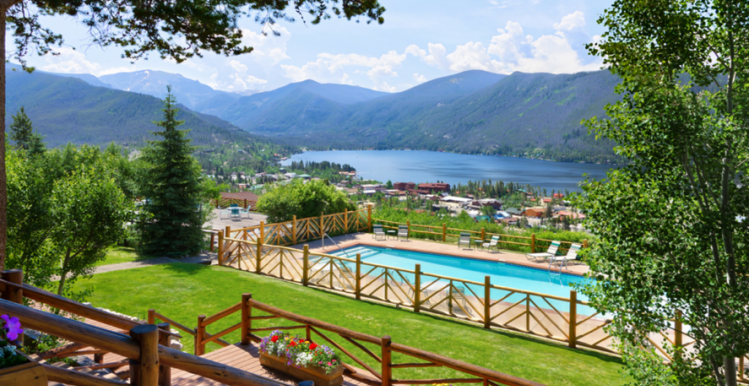 The Wedding Website of Mandy Knowles and Corey Allen