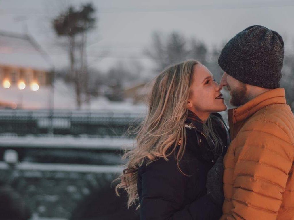 The Wedding Website of Aleigha Hawkins and Robert Decker