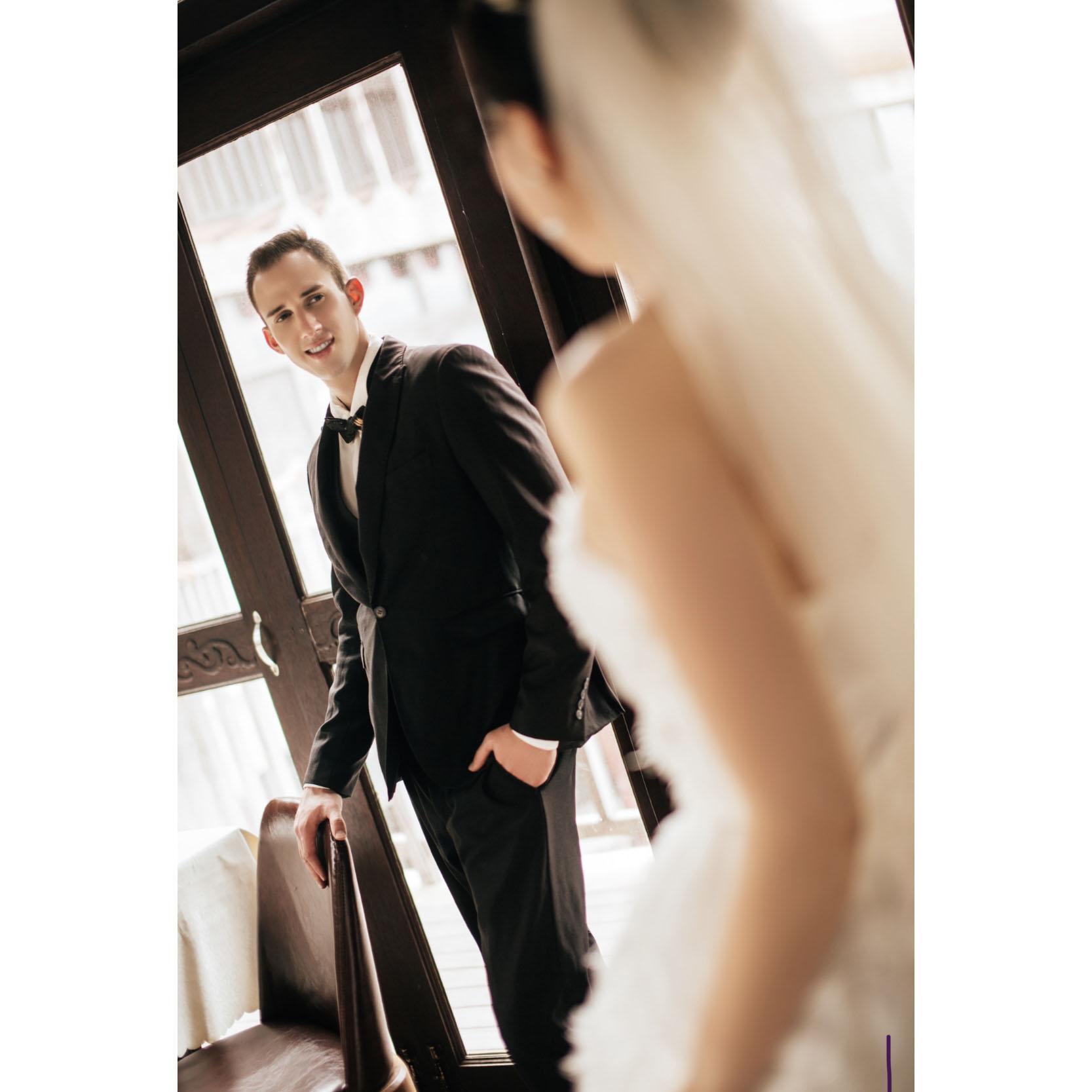 11/30/2019 pre-wedding photo shoot in Sanya, China