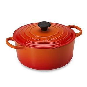 Le Creuset® Signature 5.5 qt. Round Dutch Oven in Flame