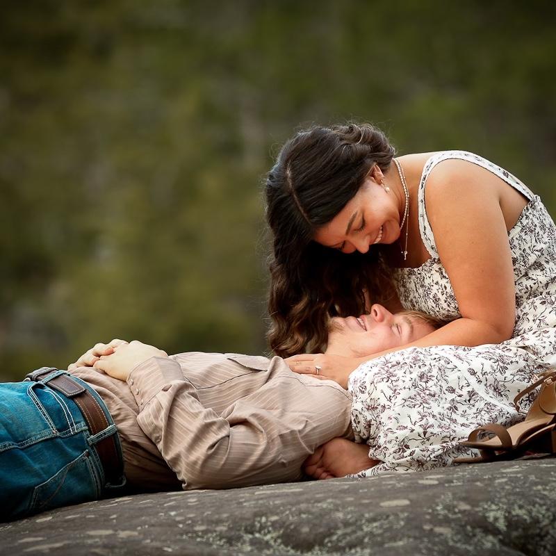 Engagement photos at Garden of the Gods by Jason Gualdoni ๐ธ