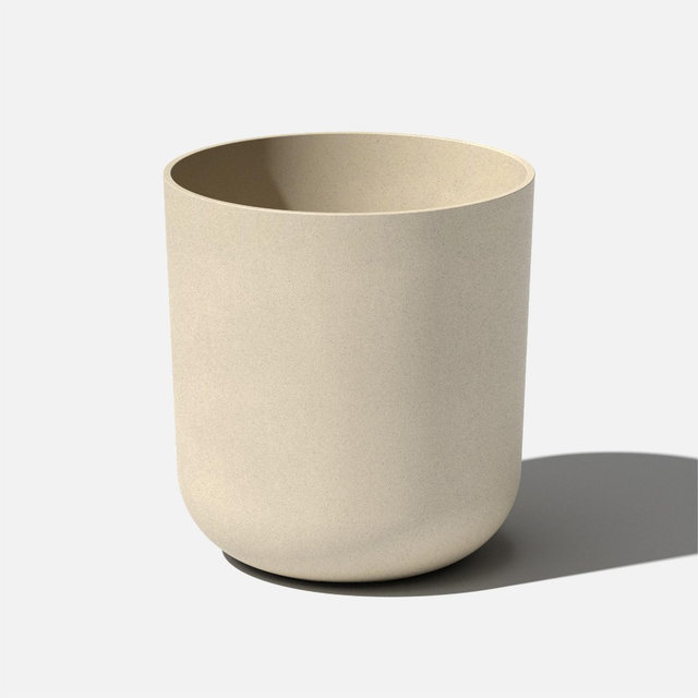 Veradek Mason Series Kona 20" Plastic-Stone Planter - Sand