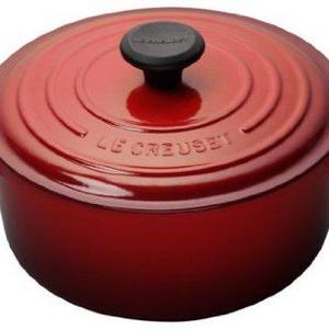 Le Creuset of America - Le Creuset Signature Enameled Cast-Iron 4-1/2-Quart Round French (Dutch) Oven, Cerise (Cherry Red)