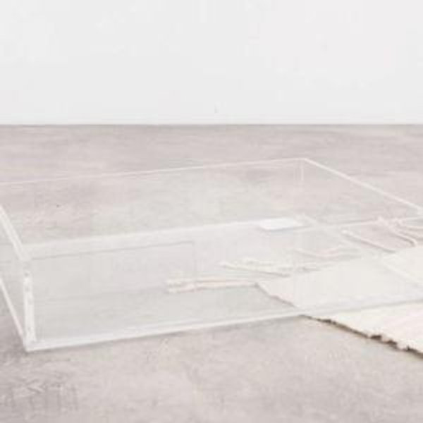LARGE ACRYLIC NOTEPAD HOLDER