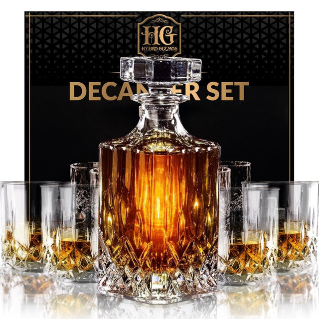 Whiskey Decanter Set– 4 Whiskey Glasses And Decanter