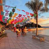 Malecón de los Pelícanos Chapala