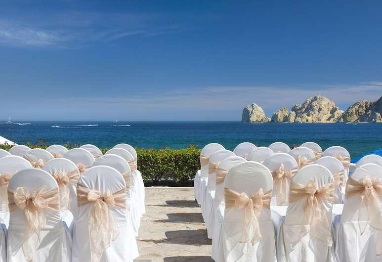 The Wedding Website of Kristina Morphis and Michael Hall