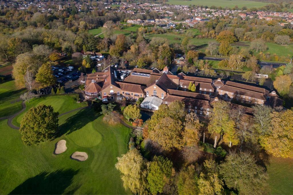 The Wedding Website of Tom Burton and Jade Hurley