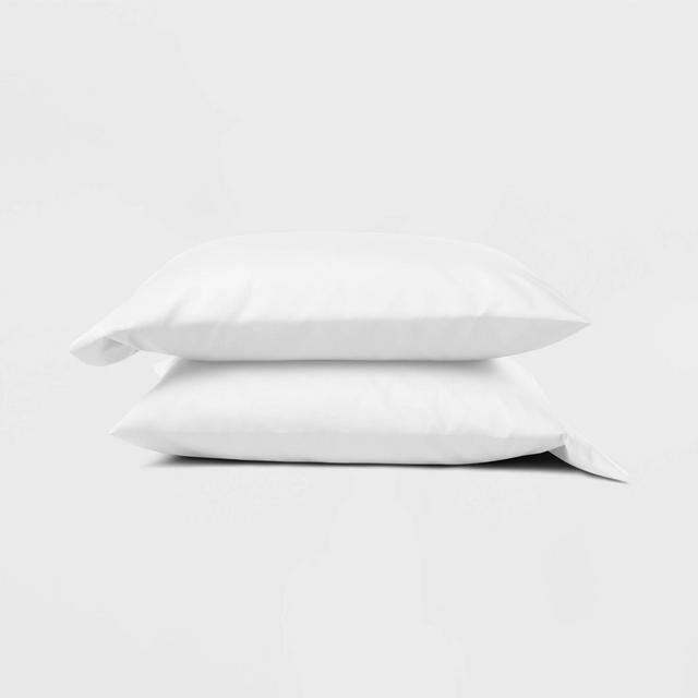 Standard 300 Thread Count Temperature Regulating Solid Pillowcase Set White - Casaluna™