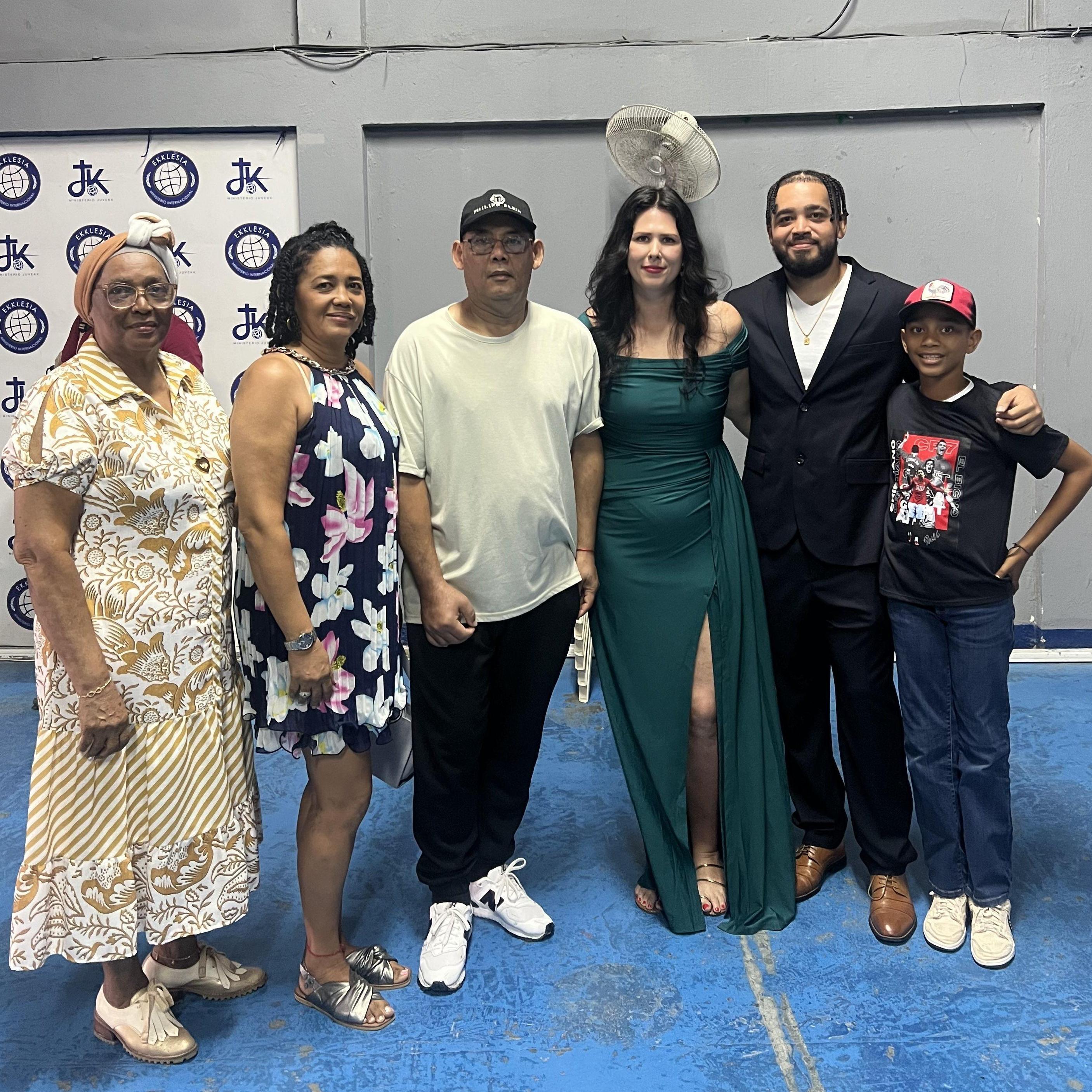 Family celebration at Blessing Ceremony in Cartagena