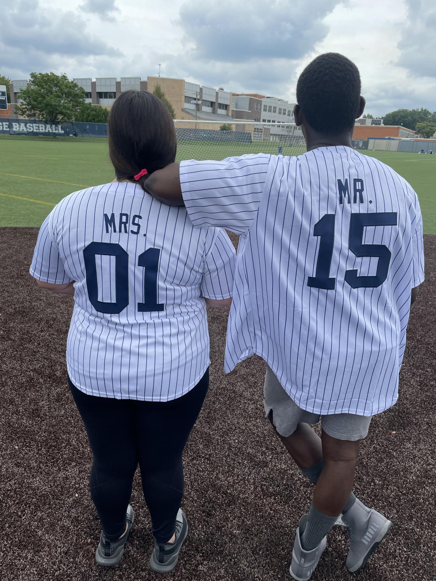 Mr&Mrs