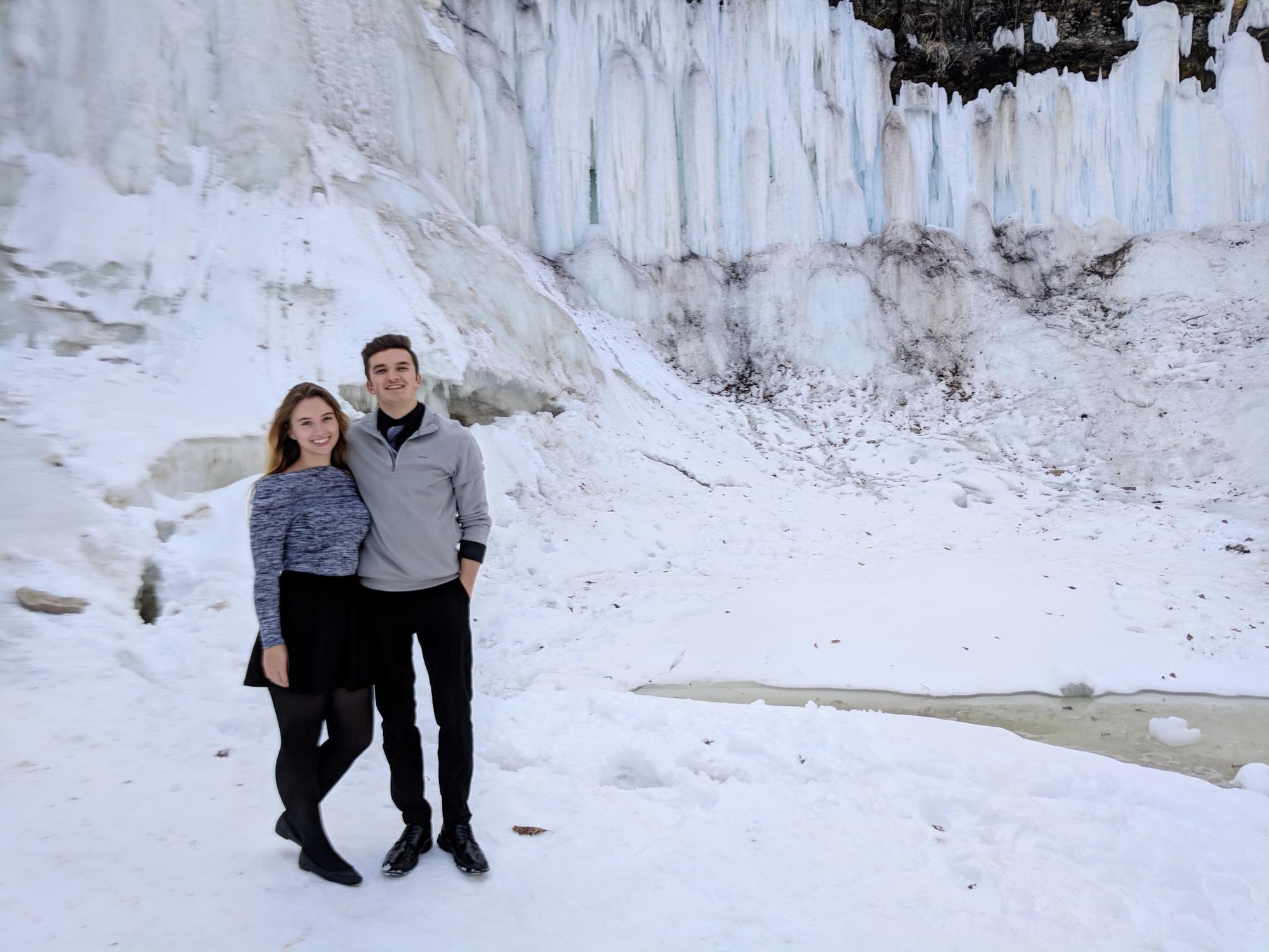 03.03.2018
Stopping by frozen Minnehaha Falls on the day of our Valleyfair auditions.