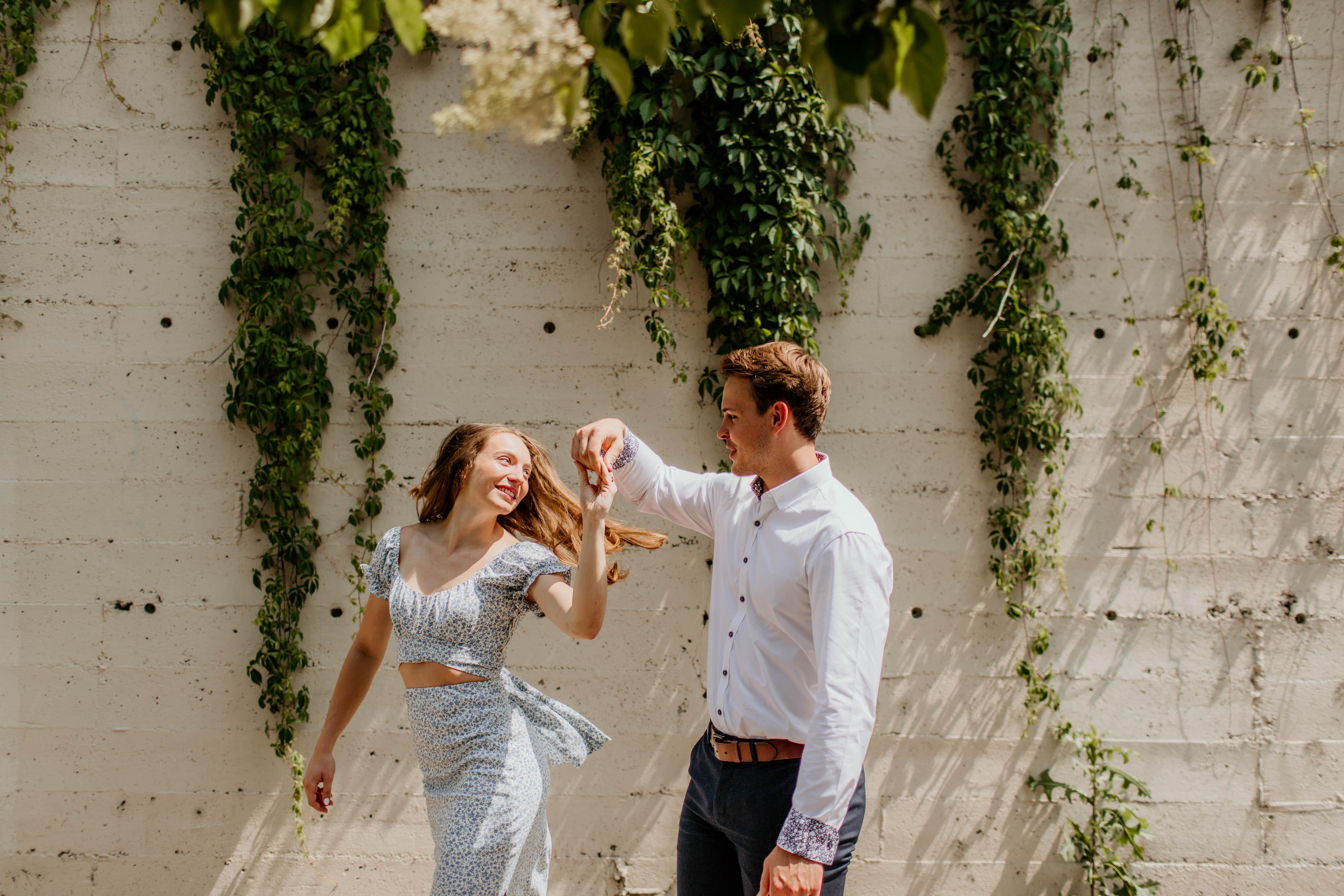 The Wedding Website of Isabelle Shuster and Carter Kienholz