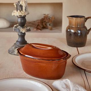 Poterie Covered Oval Casserole