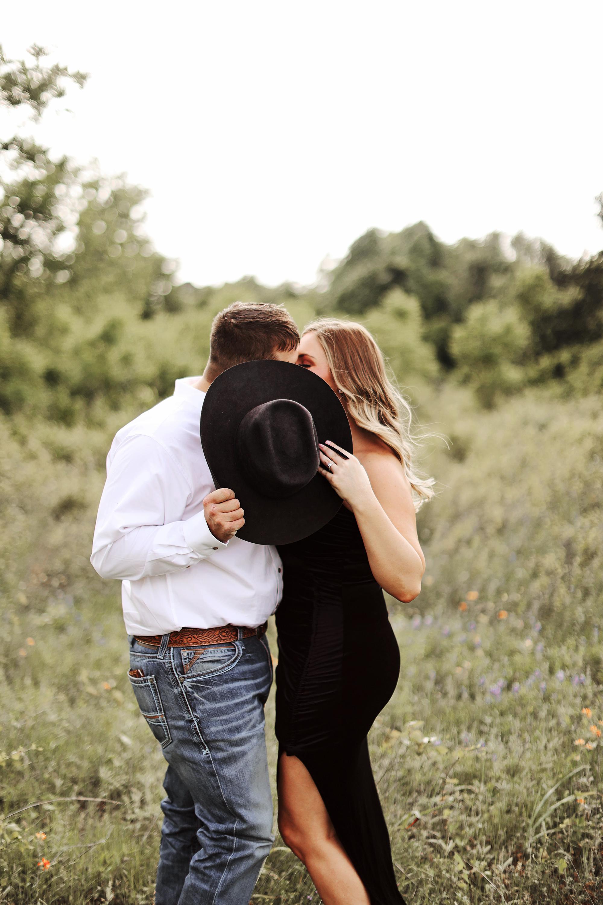 The Wedding Website of Ashley Dutton and Steven Schonewolf