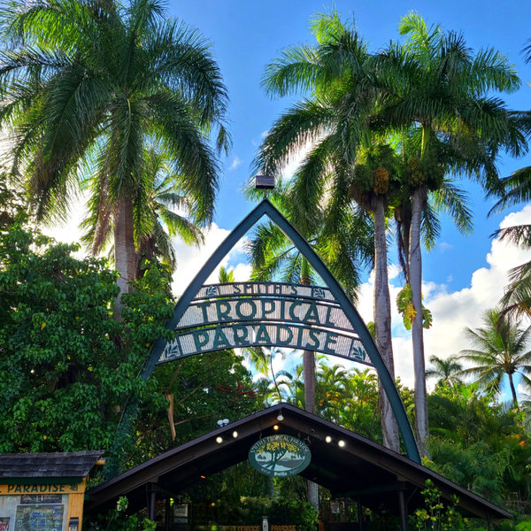Smith’s Family Garden Luau for Two in Maui
