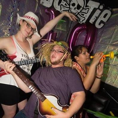 With Emily at Bootie LA, a DJ music mashup night that used to happen at the Echoplex in Echo Park!