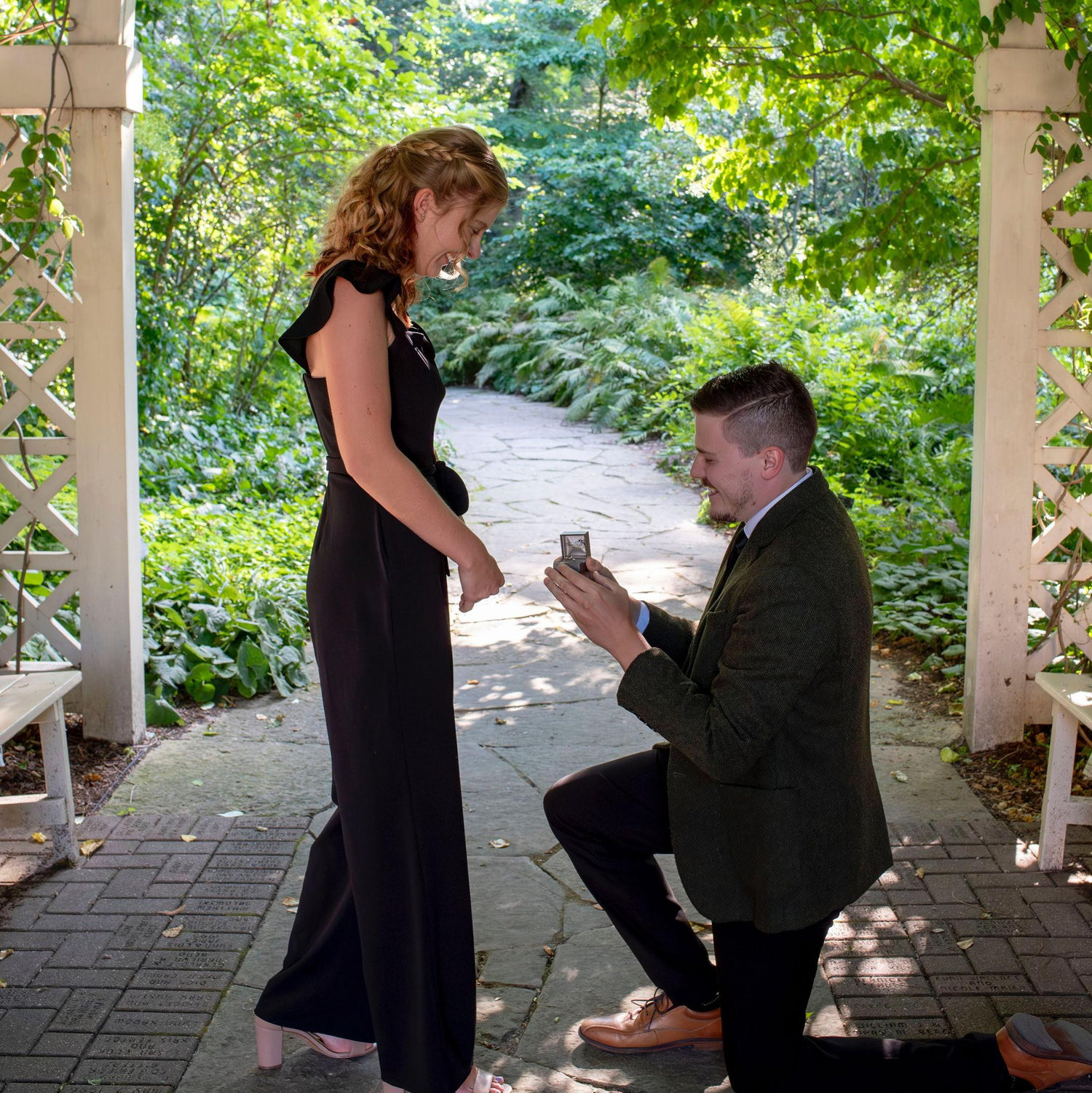 The photoshoot that Sam FINALLY got her ring