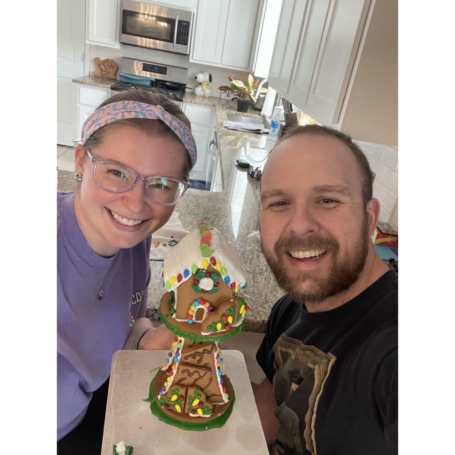 The sturdiest gingerbread treehouse you ever did see.