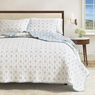 Colette 3-Piece French Floral Quilt Set