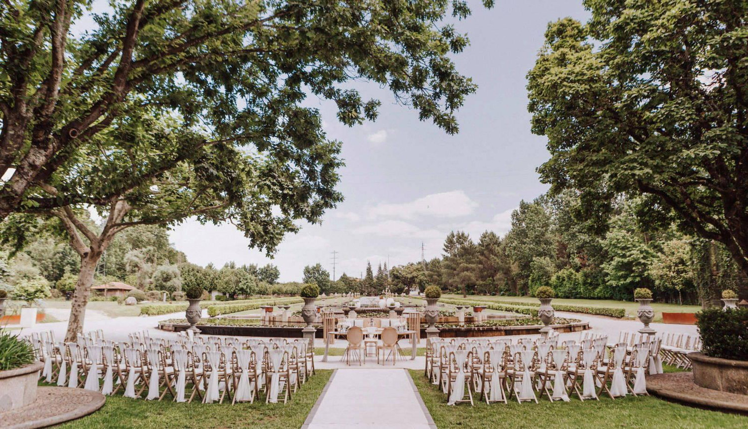 The Wedding Website of Raul Barbosa and Francisca Silva
