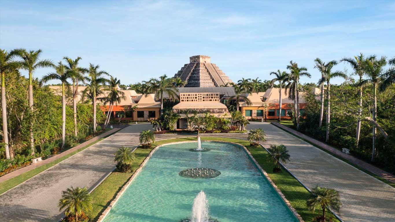 The Wedding Website of Abisola Cleveland and Aaron Ruiz