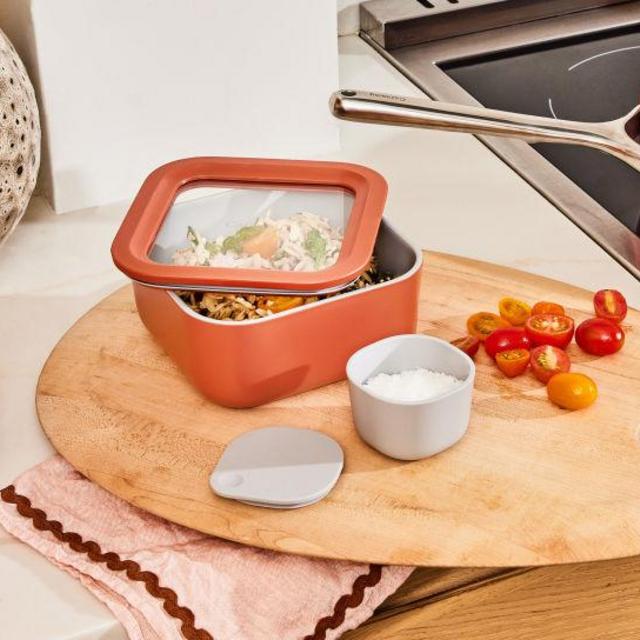 Non-Stick Dot Container Insert, BPA-Free