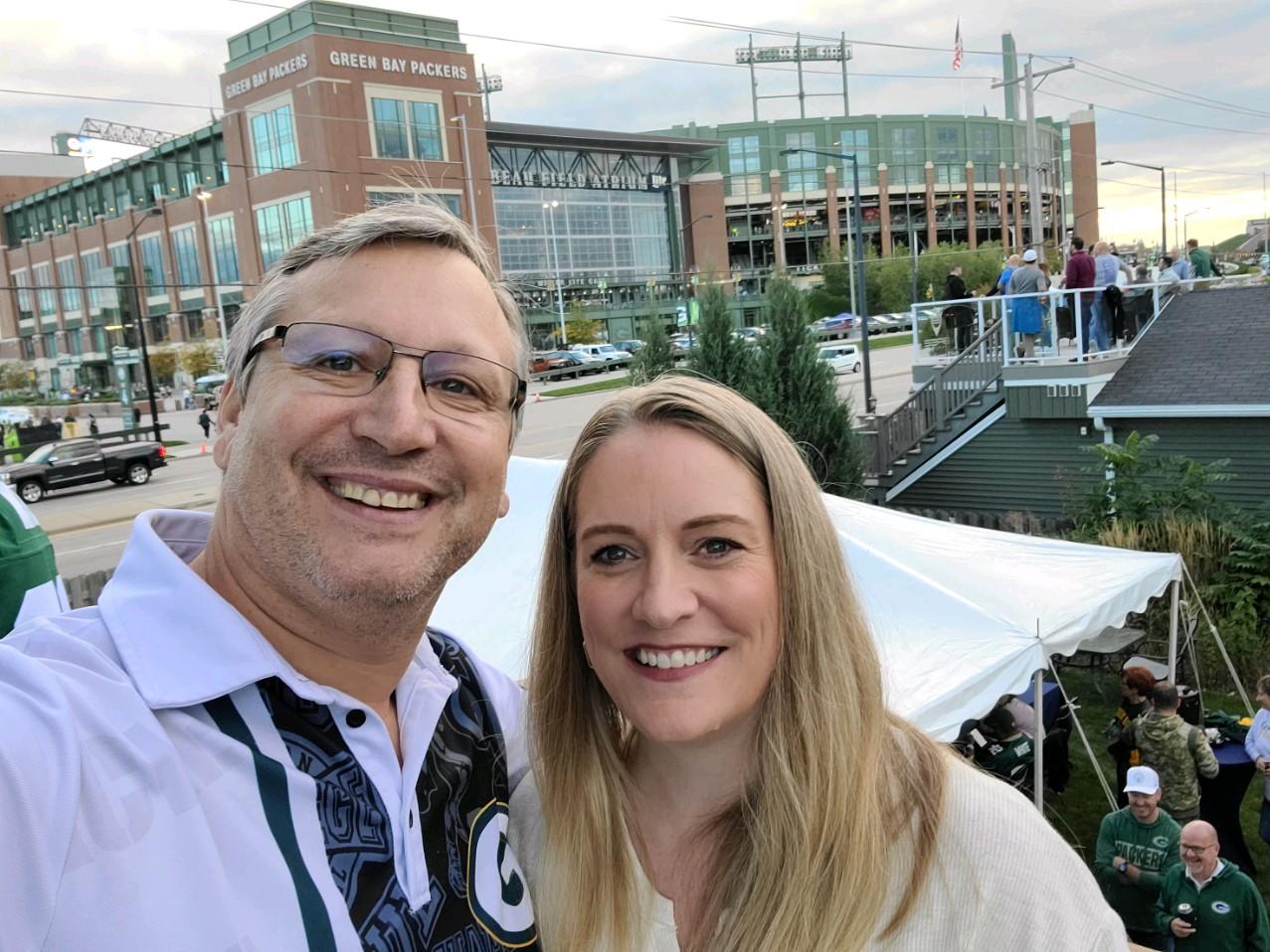 The Wedding Website of Anneliese Valind and Emery Maloney