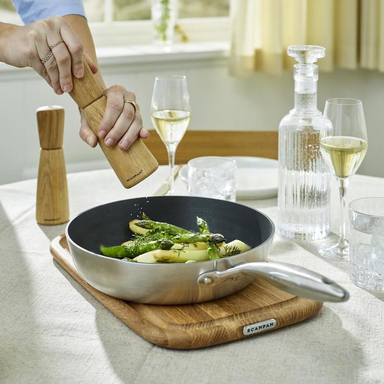 Scanpan CTX Padella 20cm Antiaderente – Rivestimento Stratanium, Adatta A Induzione E Forno Fino A 250°C, Prodotto Danese