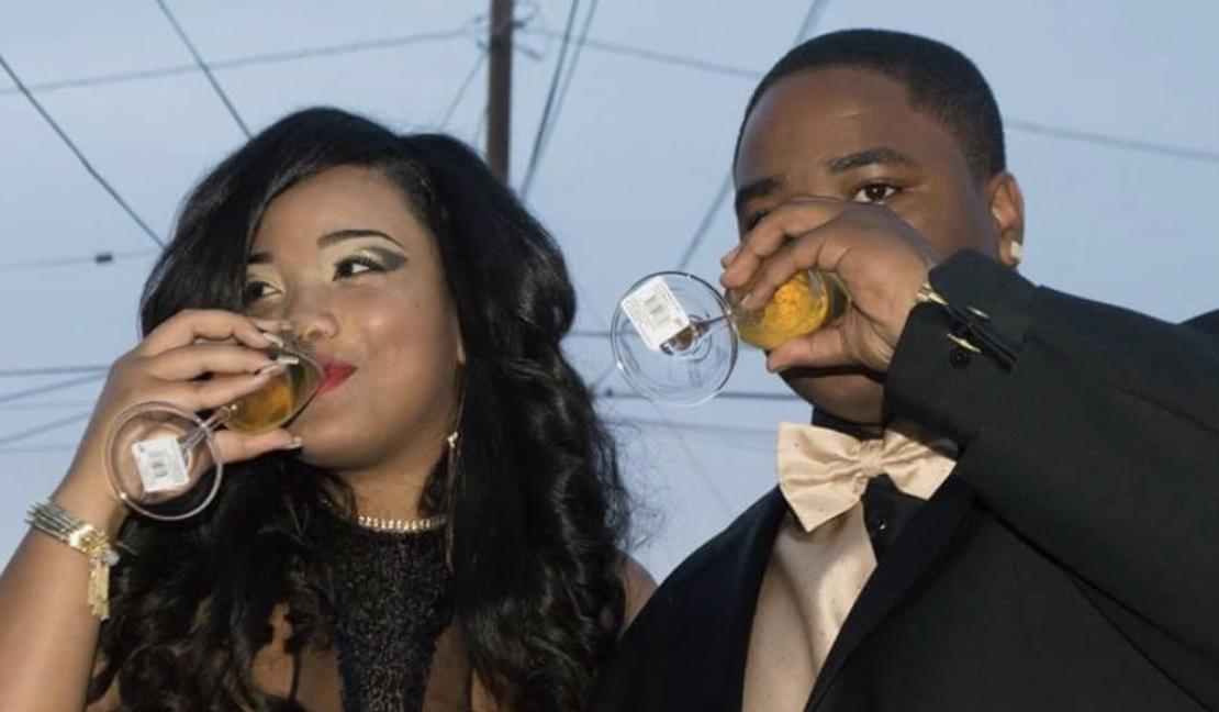 The Wedding Website of Daniella Davis and Lavonta Guillory