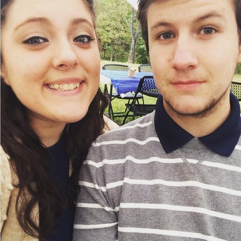 My wedding date to my sisters wedding