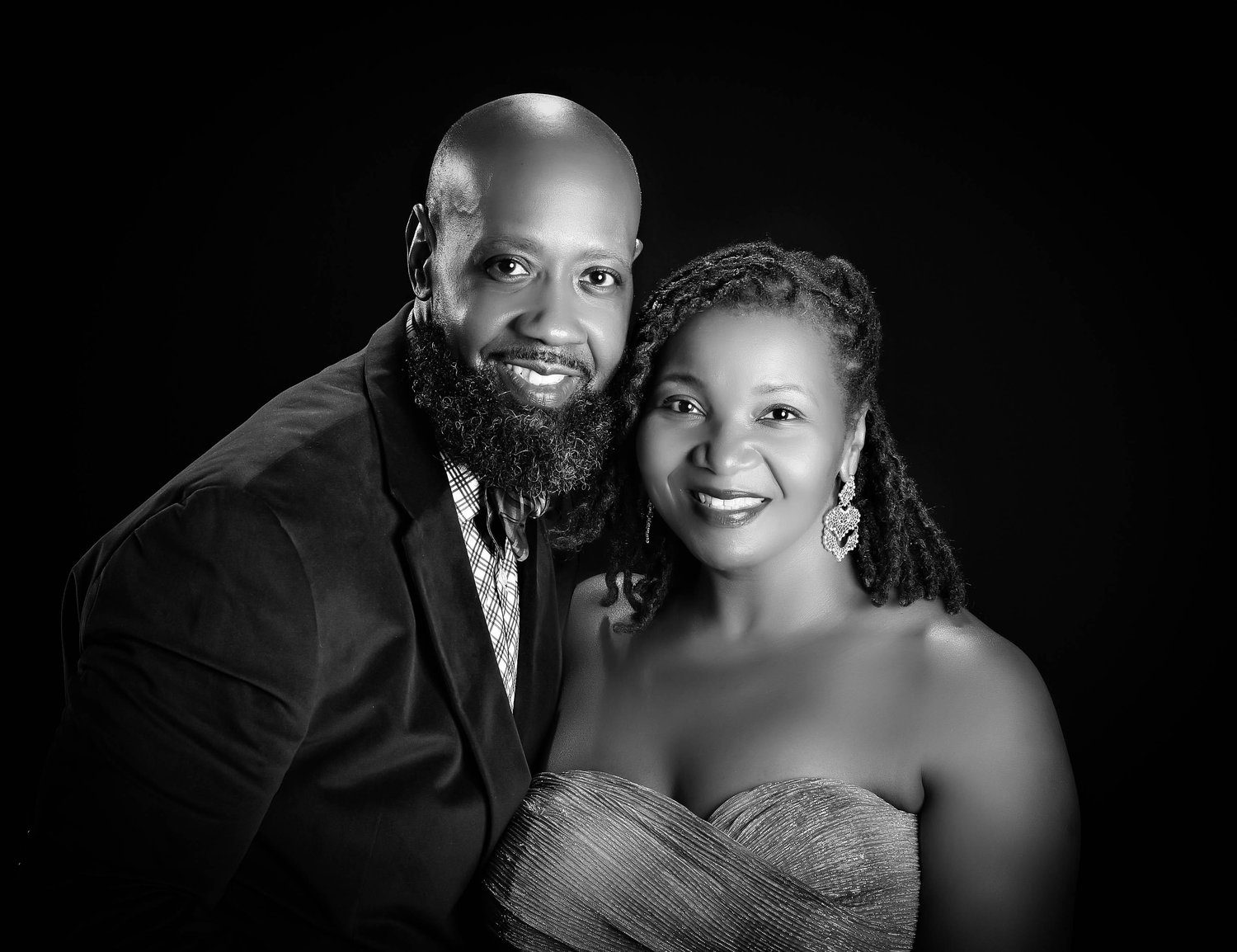 The Wedding Website of Jawanza Shannon and Lisa Kinnie-Neal