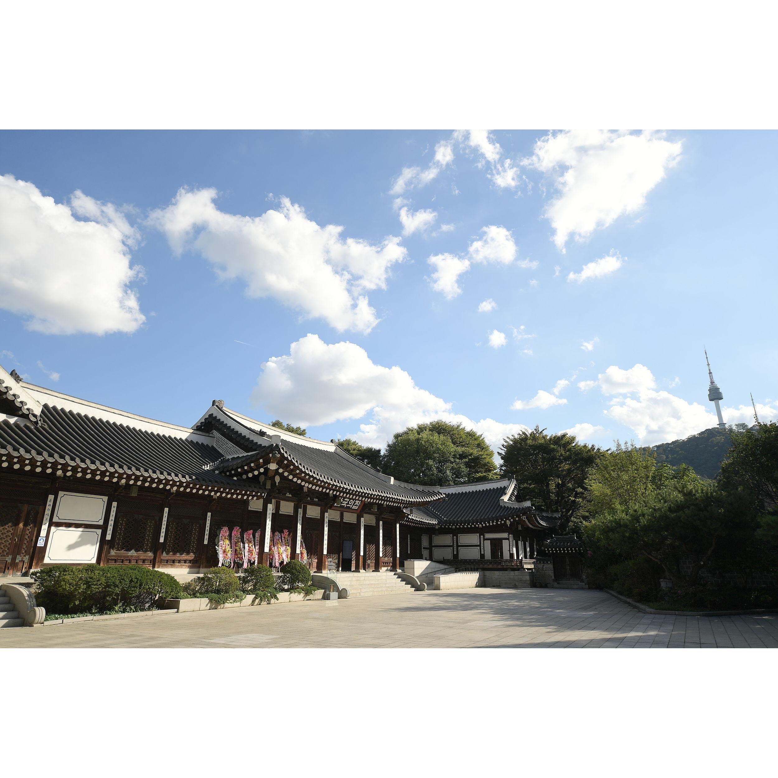Wedding at Korea House in Seoul