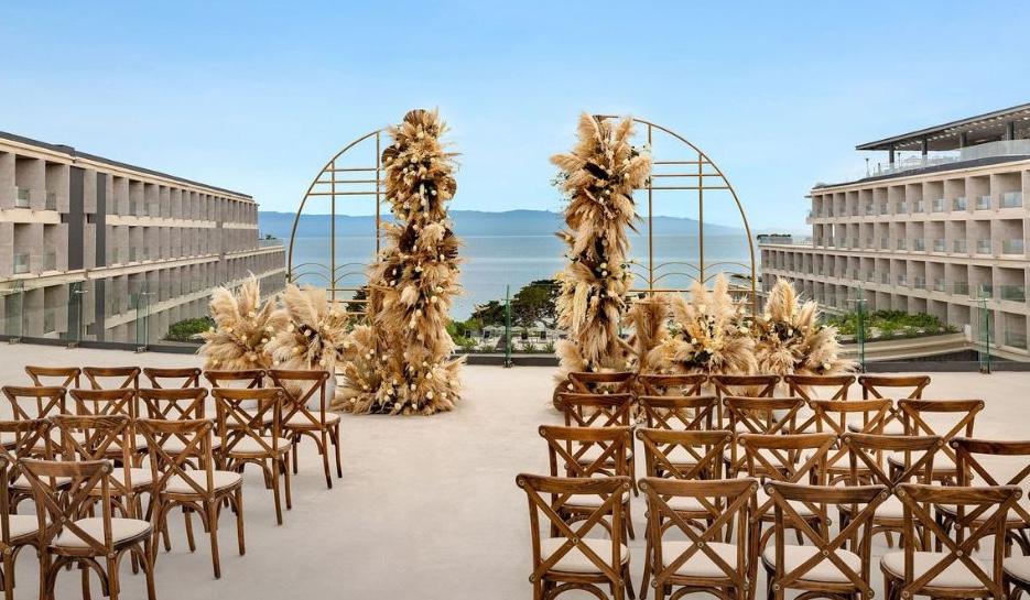 The Wedding Website of ashley lynne and zachary adam