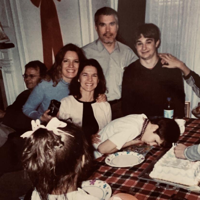 Thomas, Susan, Carolyn, Jimmy, Andrew, Julian - 547 Dining Room