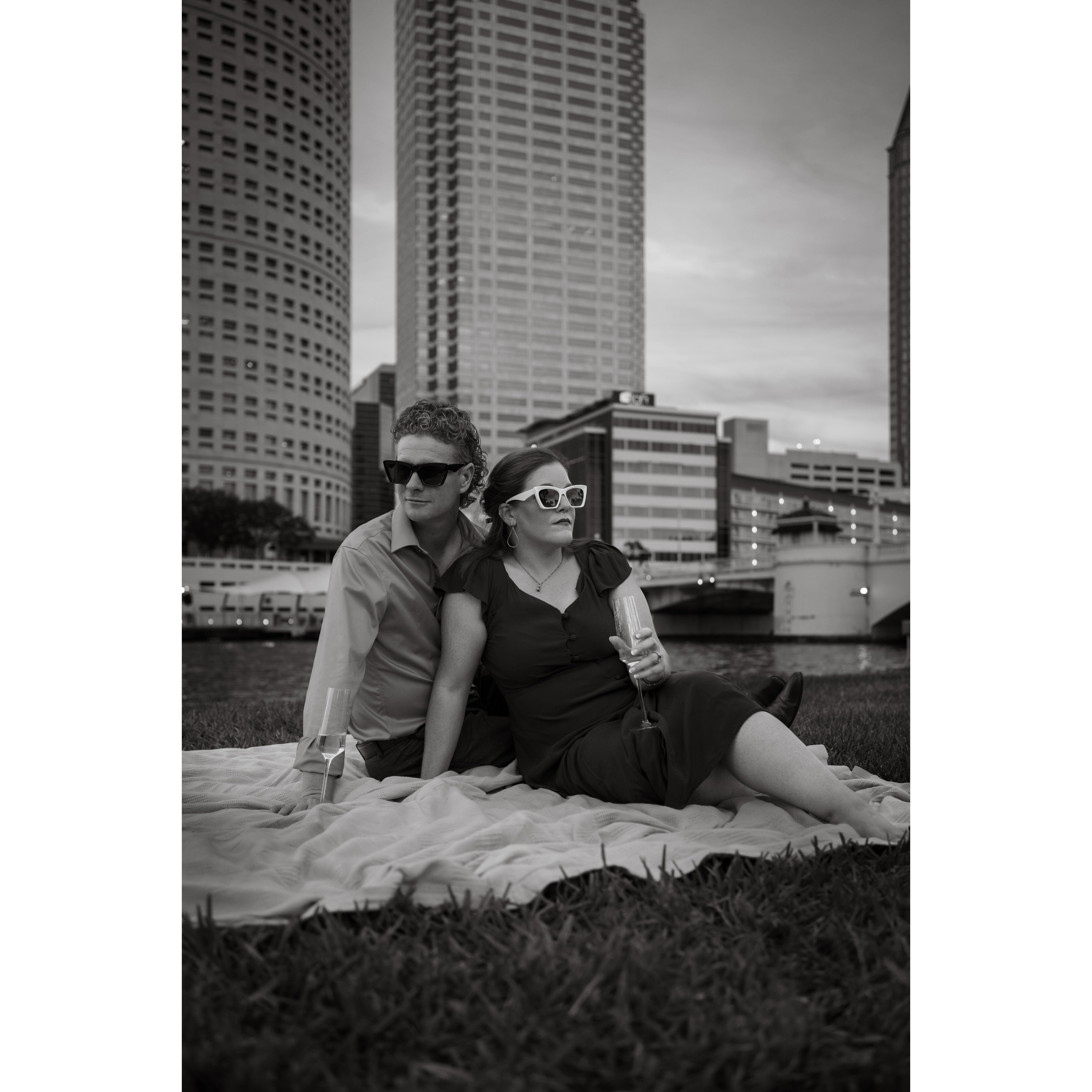 Engagement Photo Session 📸: Lauren Schoepfer Photography https://www.laurenschoepfer.photo