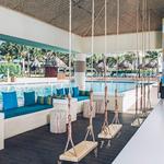 La Perla Pool Bar
