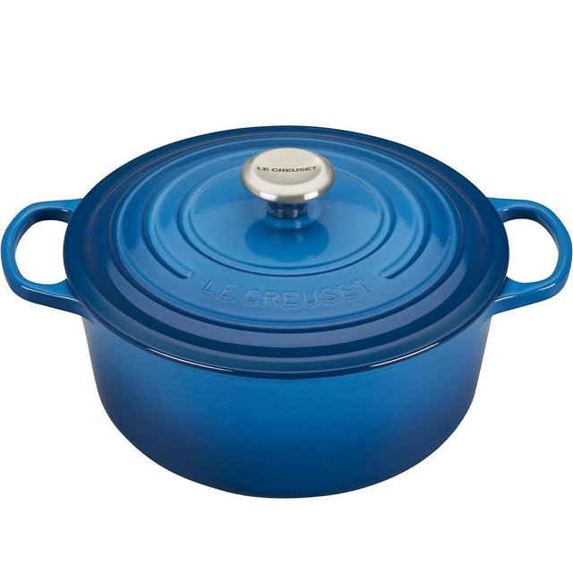 Le Creuset Cast Iron Signature 5.5 qt. (purchased in Israel)
