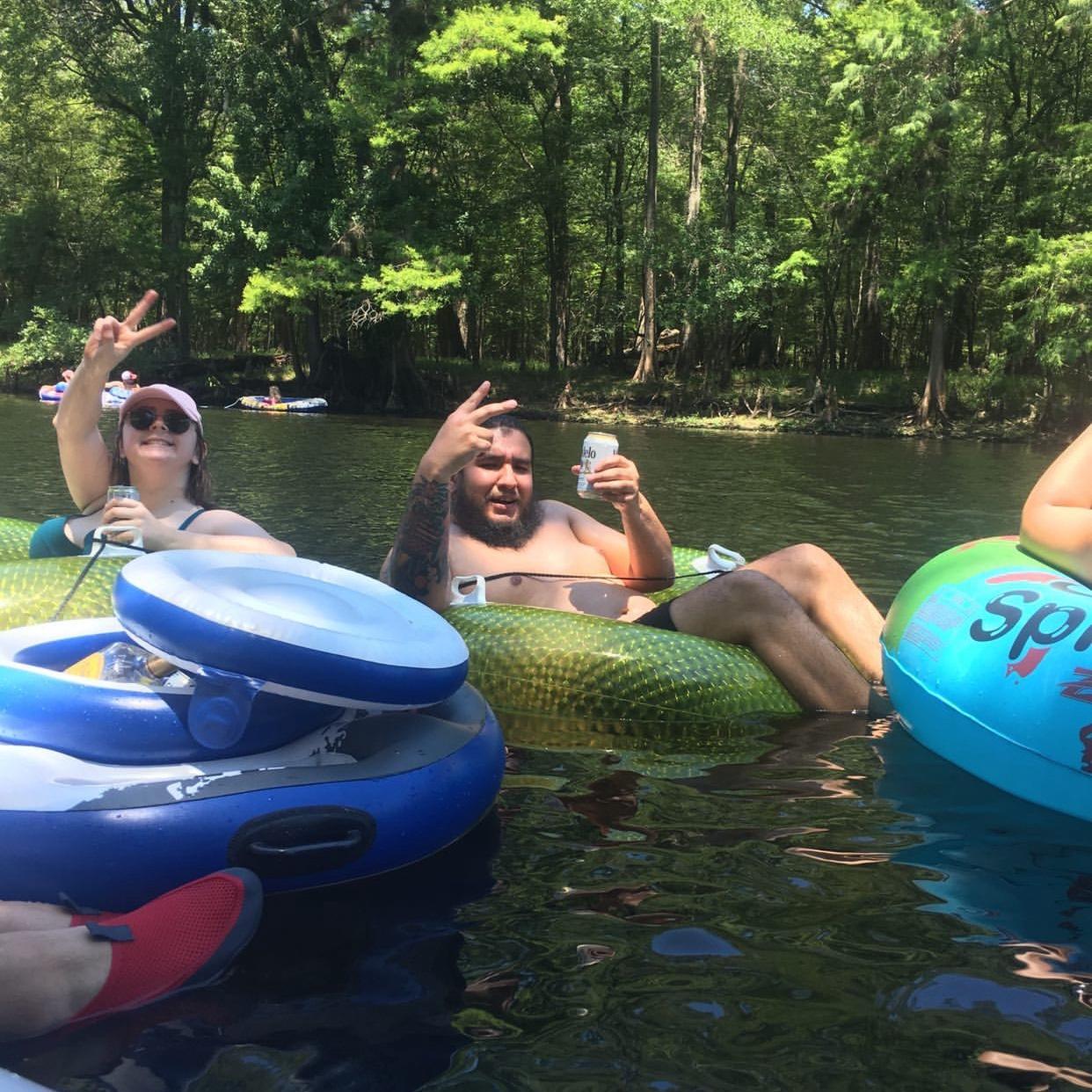 Floatin' the river (2020)