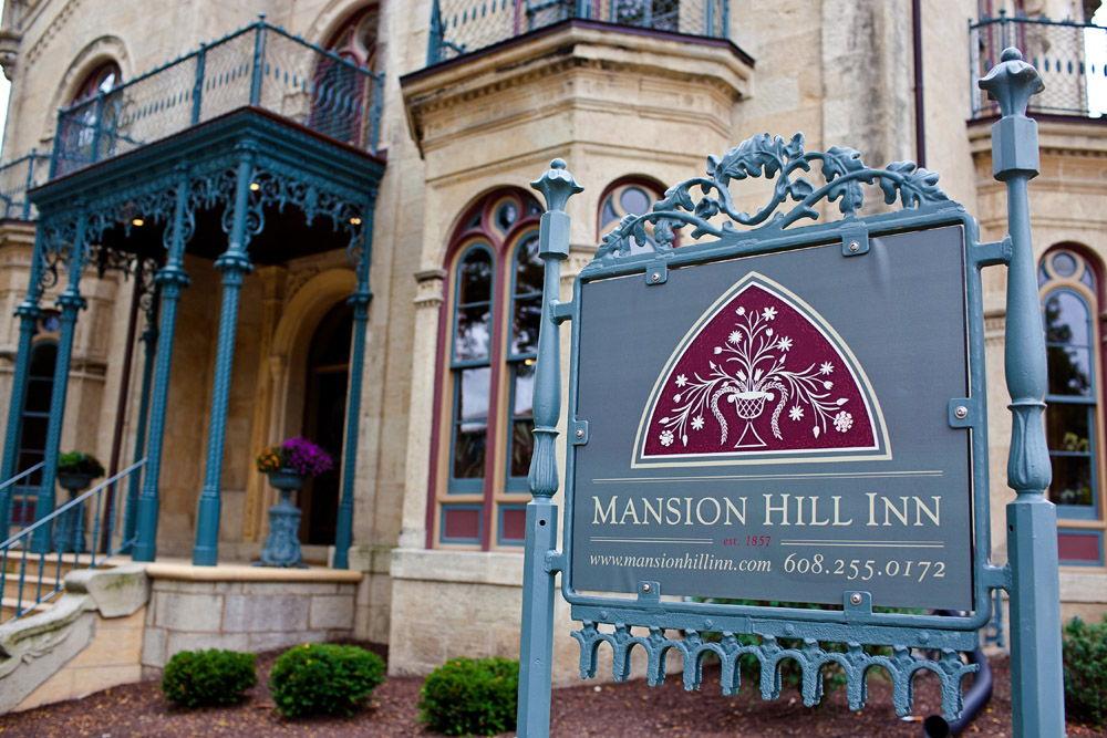 The Wedding Website of Rose Moran and Devin Dionne