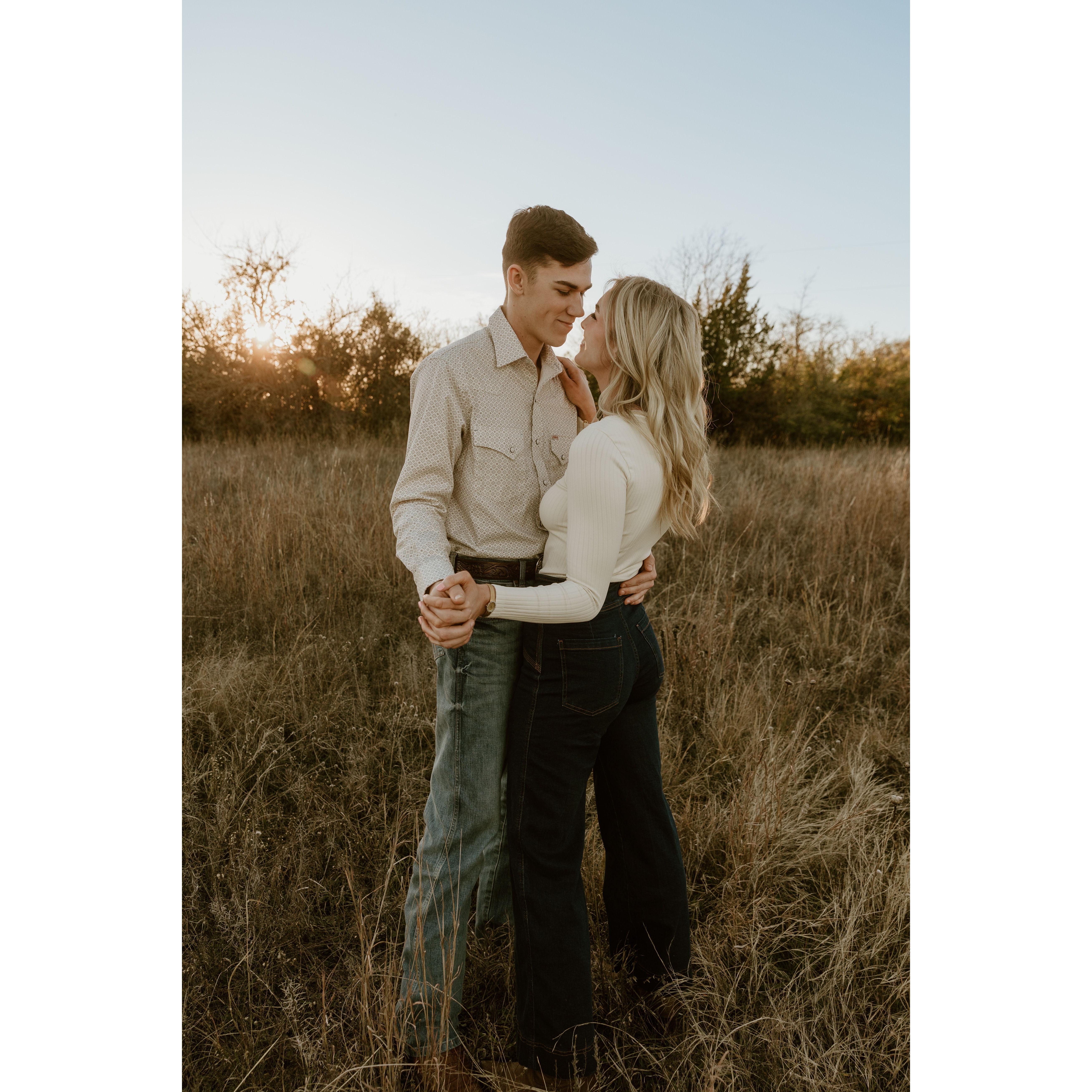 got the dreamiest engagement photos